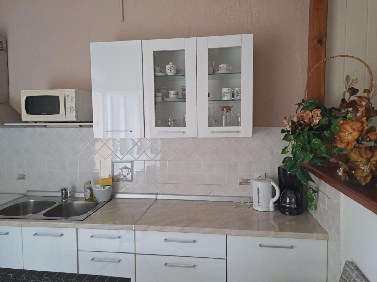 Apartments Mig - With Beautiful Garden Супетарска-Драга Экстерьер фото